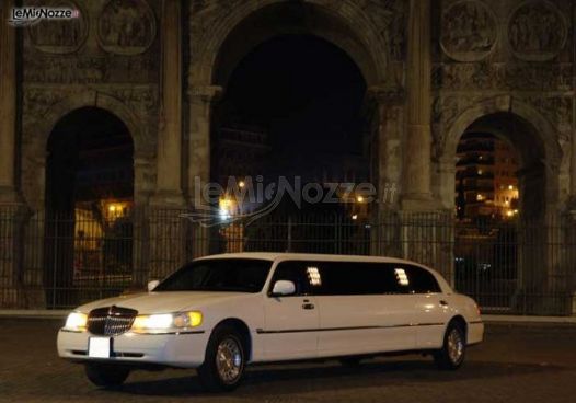 Ernesto Cars - Limousine bianca