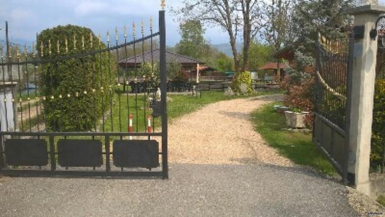 Ristorante Laghetto delle Valli - Il cancello di ingresso del giardino