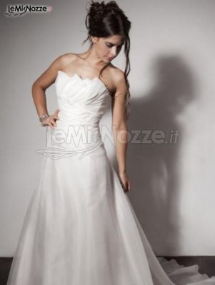 Elaborato corpetto plissé per un abito da sposa unico ed inusuale