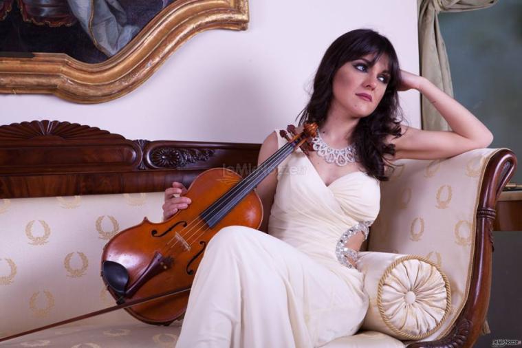 Giulia Ermirio Violista e Violinista - La musica per il matrimonio a Genova