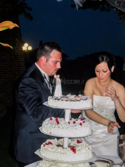 Castello di Cortanze - Gli sposi e la torta