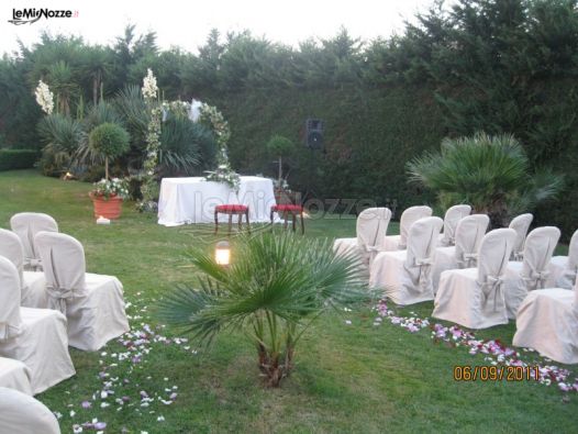Cerimonia di matrimonio in giardino - Re dei Re Ricevimenti