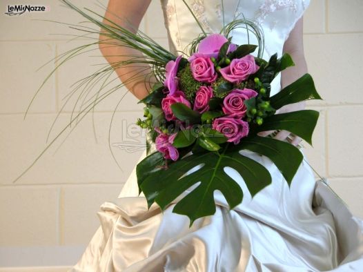Bouquet di rose per la sposa