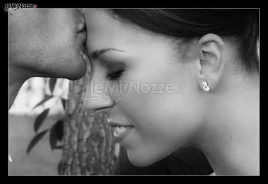 Foto del bacio degli sposi realizzata da Angelo Di Blasi Fotografo