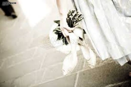 Foto Fashion di Francesco Rimmaudo - Il bouquet della sposa