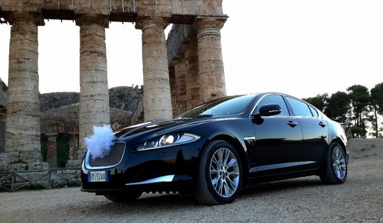 Autonoleggio Campo - La Jaguar xf per gli sposi