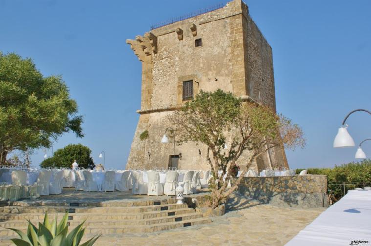 Una location storica grazie all'antica Torre di Scopello