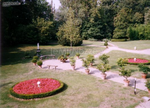 Il grazioso giardino della villa