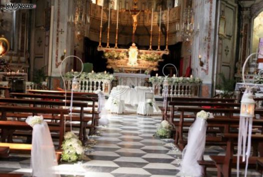 Allestimento floreale della chiesa - La Mimosa Creazioni a Genova