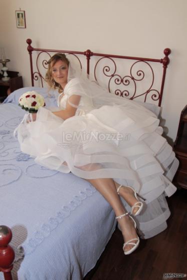 foto sposa sul letto