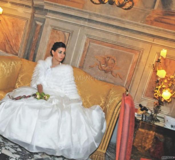 Grand Hotel Continental - La sposa posa nella location di nozze