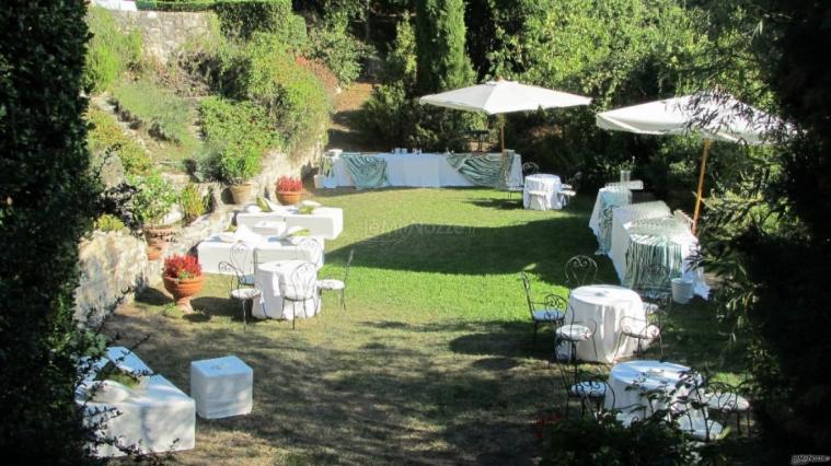 buffet in giardino