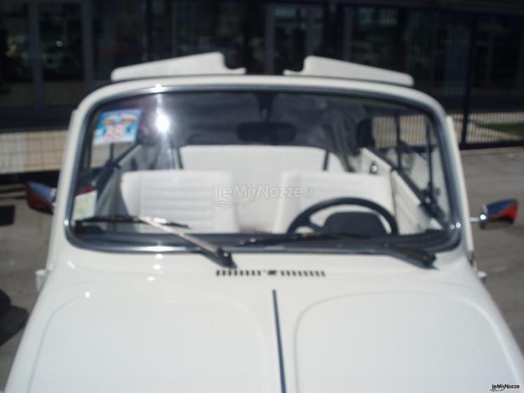 Maggiolone Cabrio Karman - Esterno auto per matrimoni
