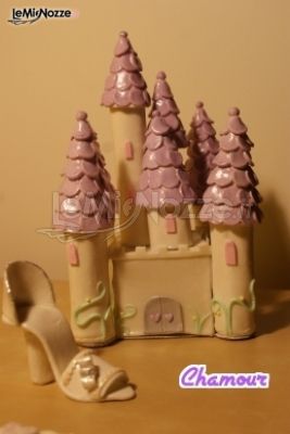 Cake topper a forma di castello e scarpetta