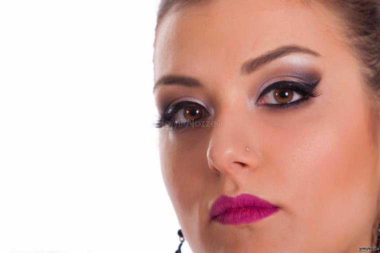 Daniele Batella Makeup Artist - Demo trucco da sera/evening makeup
Model: Chiara Dragoni
Photo: Filiberto Mariani