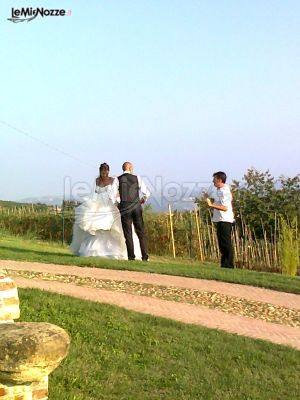 Gli sposi presso la location di nozze