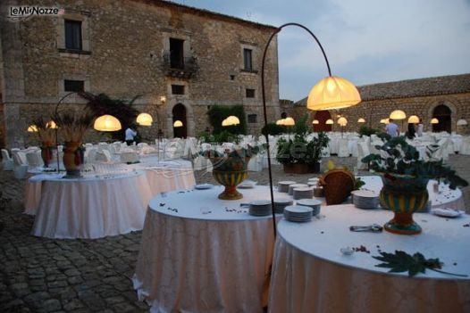 Ricevimento di nozze all'aperto, Masseria Mandrascate a Valguarnera (Enna)