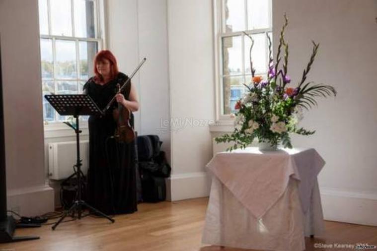 Sonia soprano organista e violinista - L'accompagnamento del violino