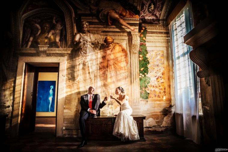 Romantico brindisi in villa-Luca Fabbian Wedding Photography