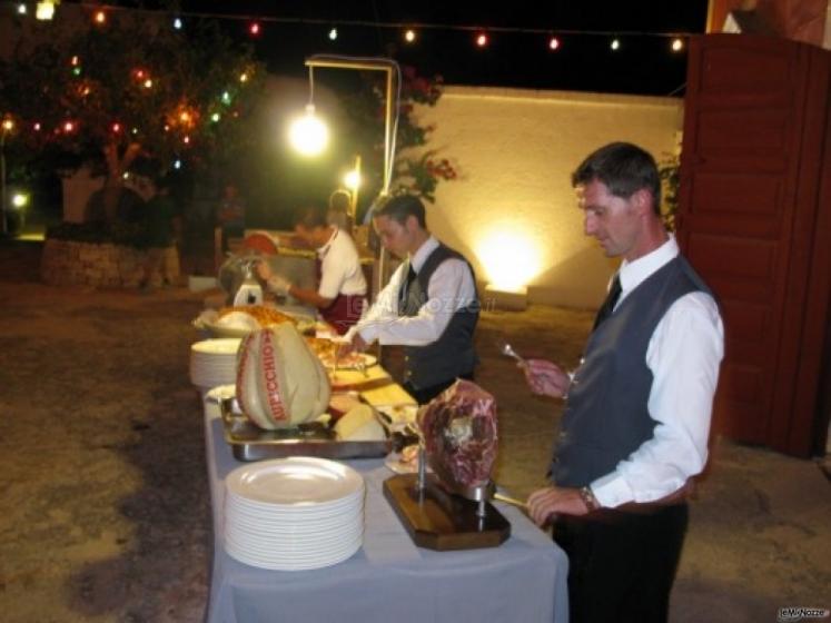 Masseria Torre Coccaro - Buffet di salumi e formaggi per il ricevimento di matrimonio