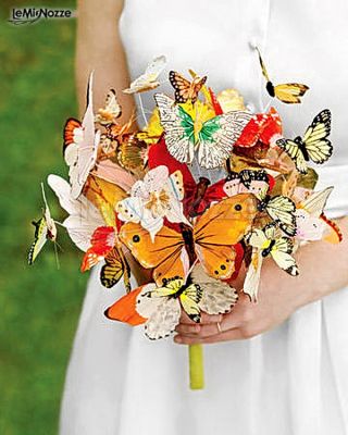 Bouquet realizzato con farfalle