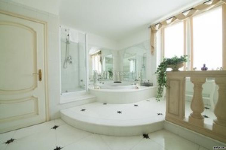 Villa Anna - Il bagno suite con minipiscina