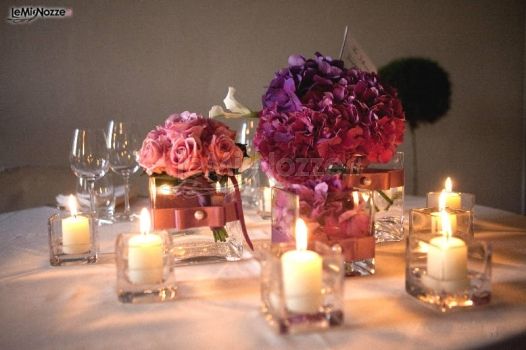 Foto 336 centrotavola matrimonio allestimento di fiori for Candele matrimonio