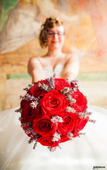 Il mio rosso bouquet -Luca Fabbian Wedding Photography