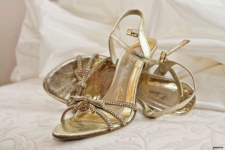 GreenPhotoVideo - Dettaglio scarpe sposa