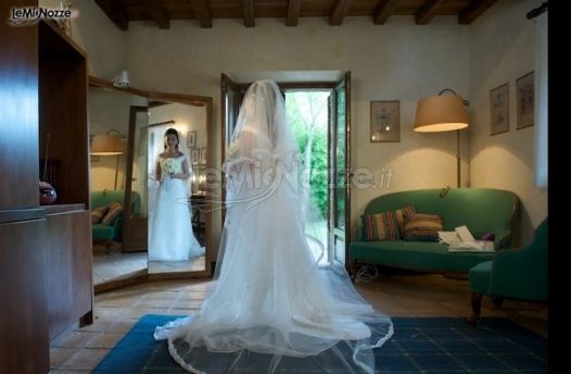 Foto della sposa con l'abito