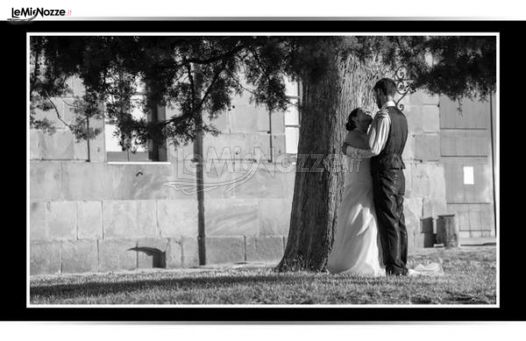 Foto in bianco e nero degli sposi