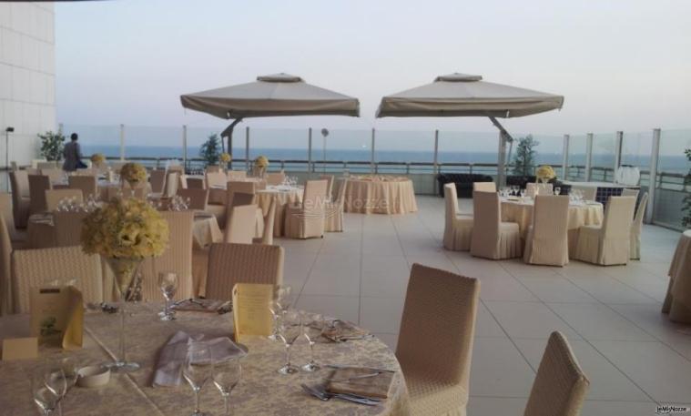 Matrimonio in terrazzo al Grand Hotel Salerno