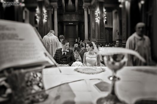 Foto in bianco e nero della cerimonia nuziale