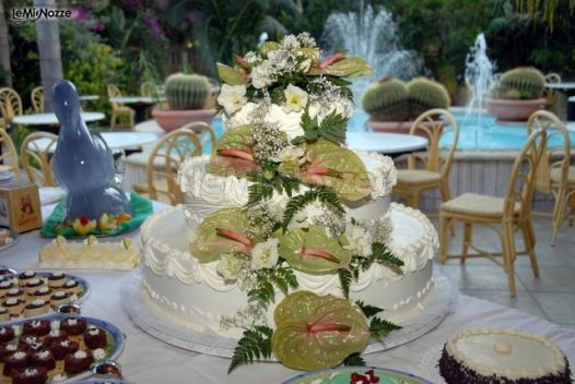 Wedding cake multipiano