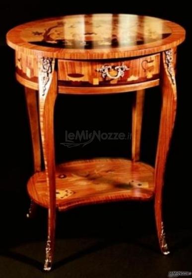 Mobili Intarsiati artistici - Tavolino in stile Luigi XV Modello Cinese