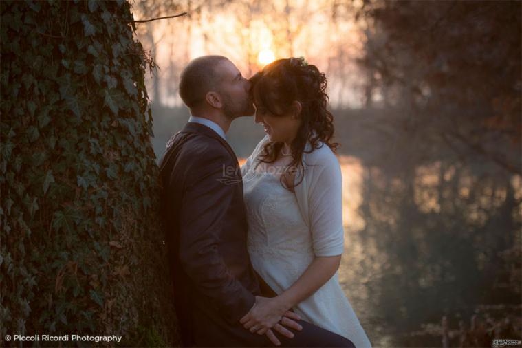 White Stories Wedding Photography - Tenerezze al tramonto