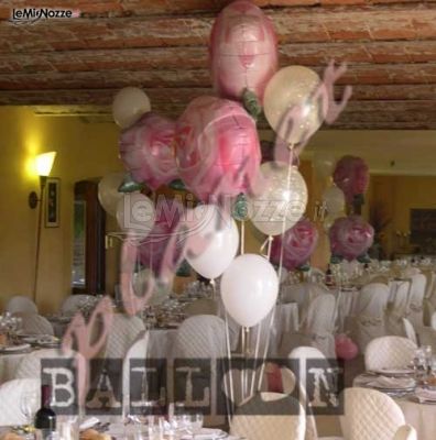 Decorazioni con palloncini per il ricevimento di matrimonio