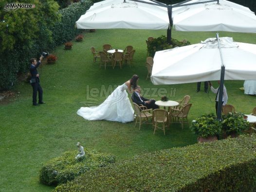 Ricevimento di matrimonio in giardino