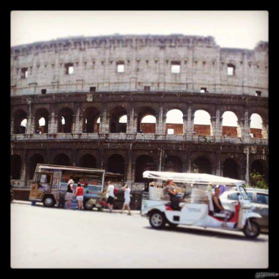 Tuk Tuk al Colosseo