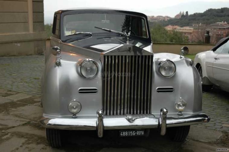 Rolls Royce Wraith Un classico sempre di ottimo gusto! Executive Limo and Services
