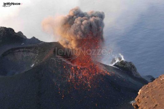 Weddings Stromboli - L'eruzione del vulcano