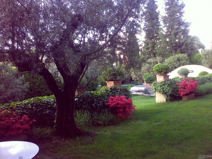 Asilo Masi - Residenza d'epoca - Giardino in fiore della location di nozze
