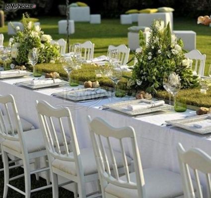 Tavolo imperiale in stile country per le nozze