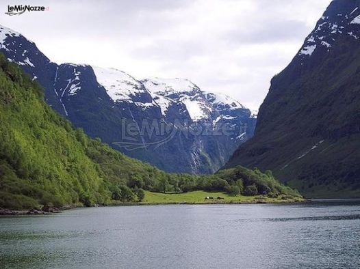 Escursione sui fiordi norvergesi durante il viaggio di nozze