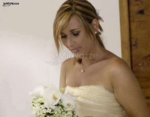 Comunicare le emozioni con i fiori: il bouquet della sposa