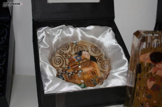 Bomboniera 'Fermacarte con serigrafia Klimt' Goebel