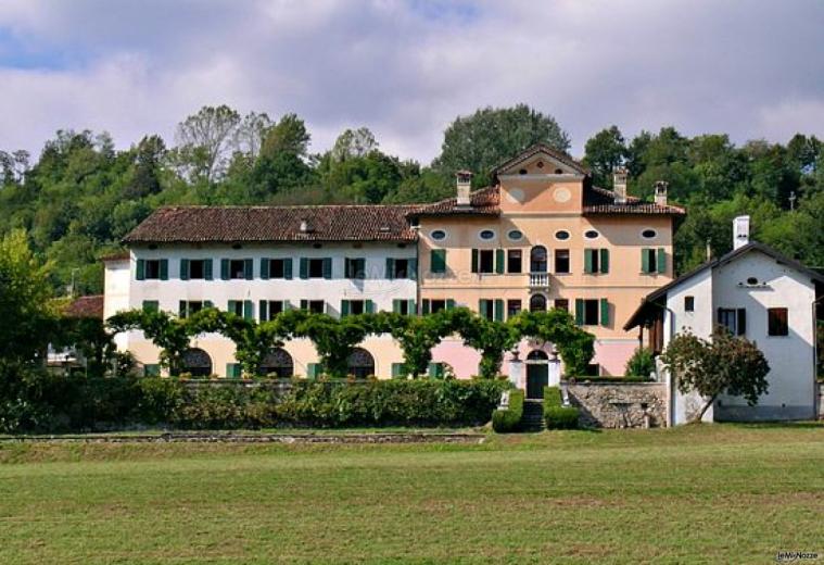 panoramica di Villa degli Azzoni Avogadro