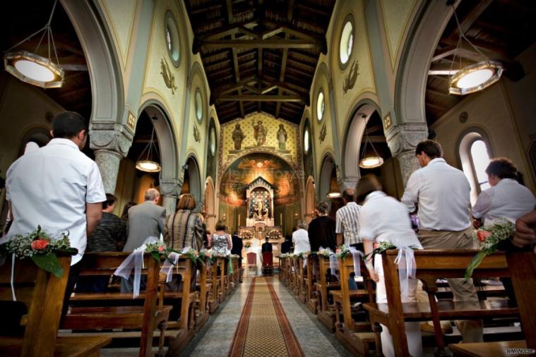 Direzione Ostinata - Fotografie in Chiesa