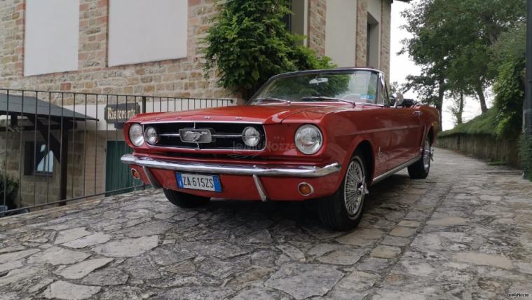 Noleggio Mustang Cabrio - L'auto per il matrimonio a Reggio Emilia