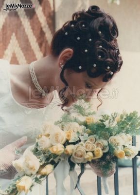 La sposa durante i preparativi del matrimonio